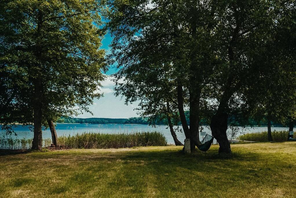 Holzhaus Direkt Am See Priepert 外观 照片